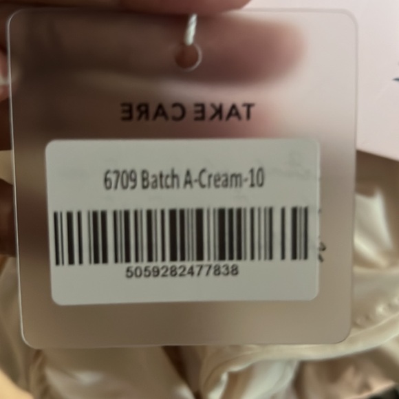 Long Sleeved ruched Two Piece Set - Picture 6 of 6